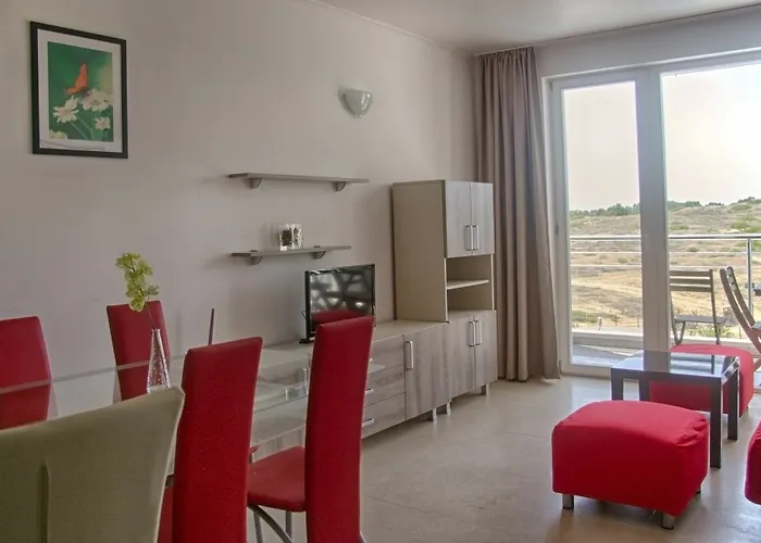 Crystal Νεσέμπαρ